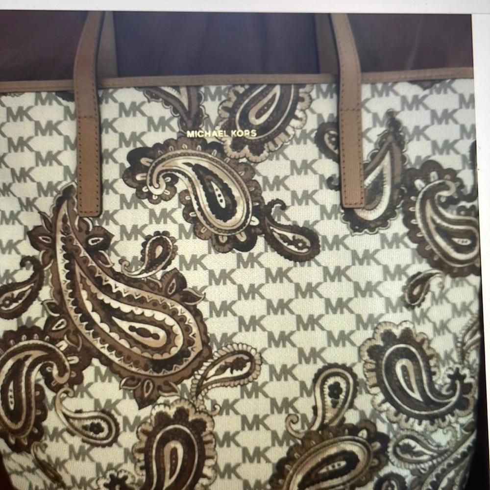 Micheal kors paisley print
